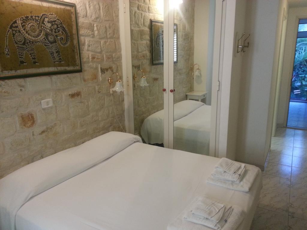 Camere Da Aldo In Centro Sirolo Room photo