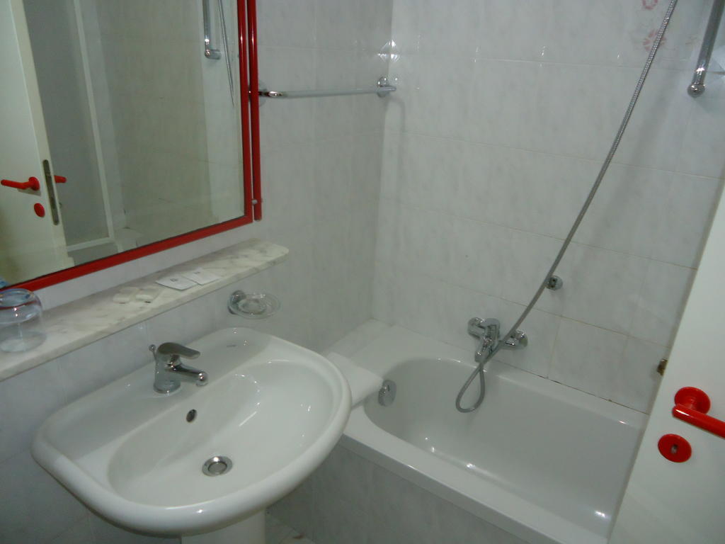 Camere Da Aldo In Centro Sirolo Room photo